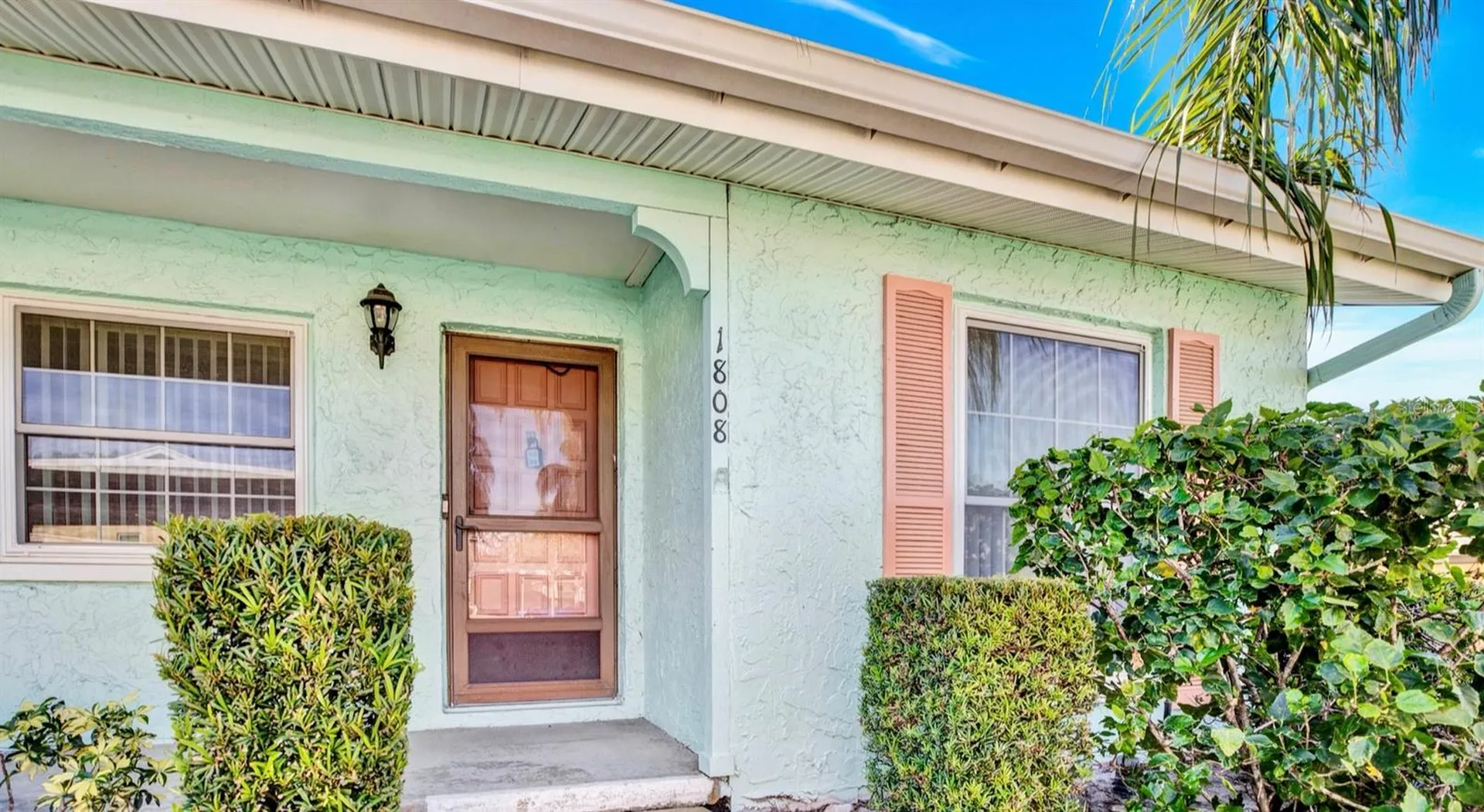 2465 Northside Drive Clearwater FL 33761