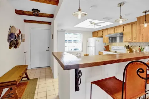 2465 Northside Drive Clearwater FL 33761