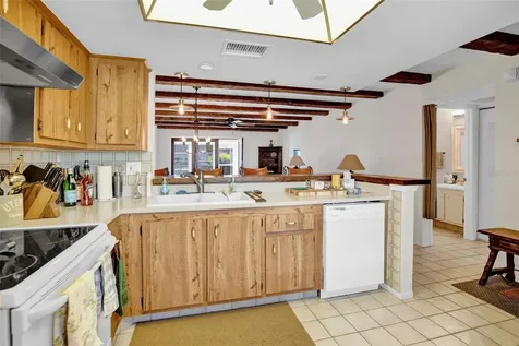 2465 Northside Drive Clearwater FL 33761
