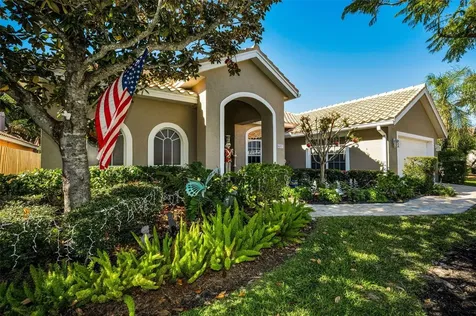 4851 Windmill Palm Terrace NE St Petersburg FL 33703