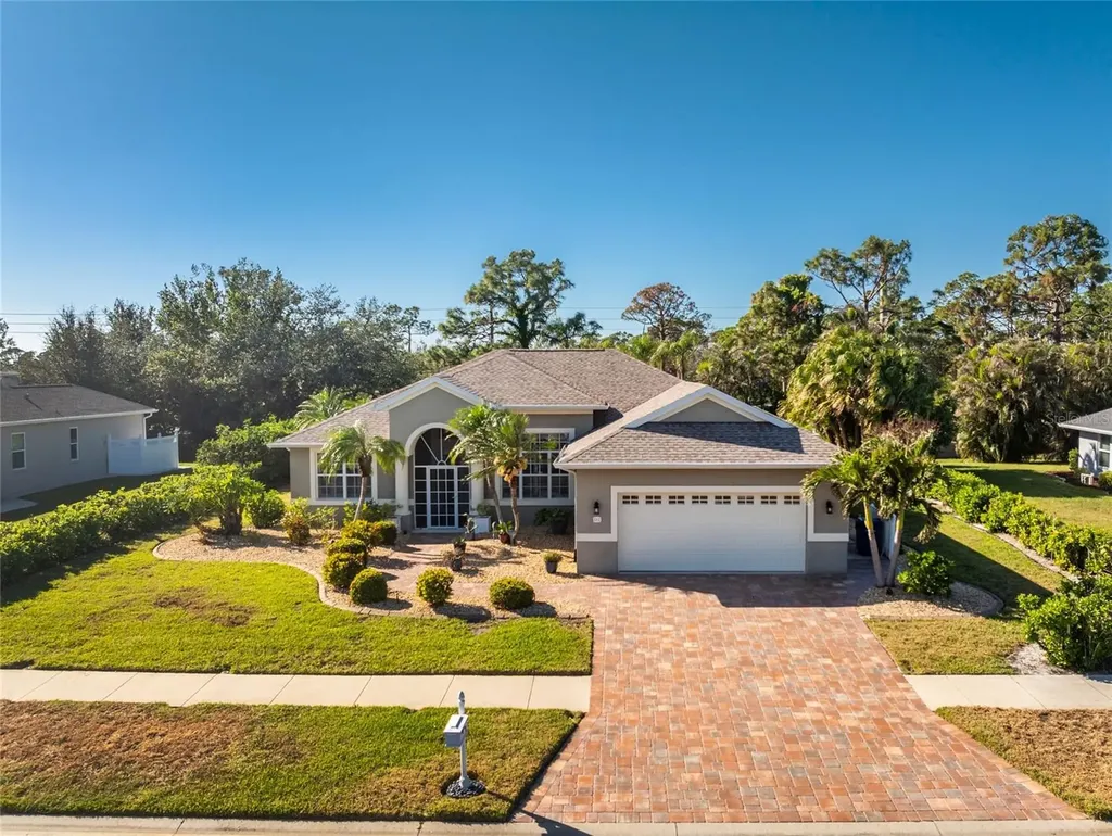 112 Abercrombie Avenue Englewood FL 34223