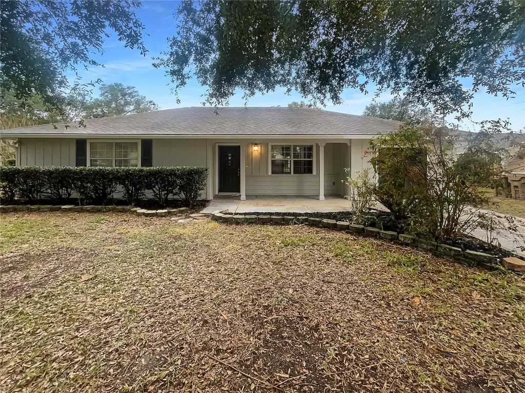 2051 Cherry Lane Mount Dora FL 32757