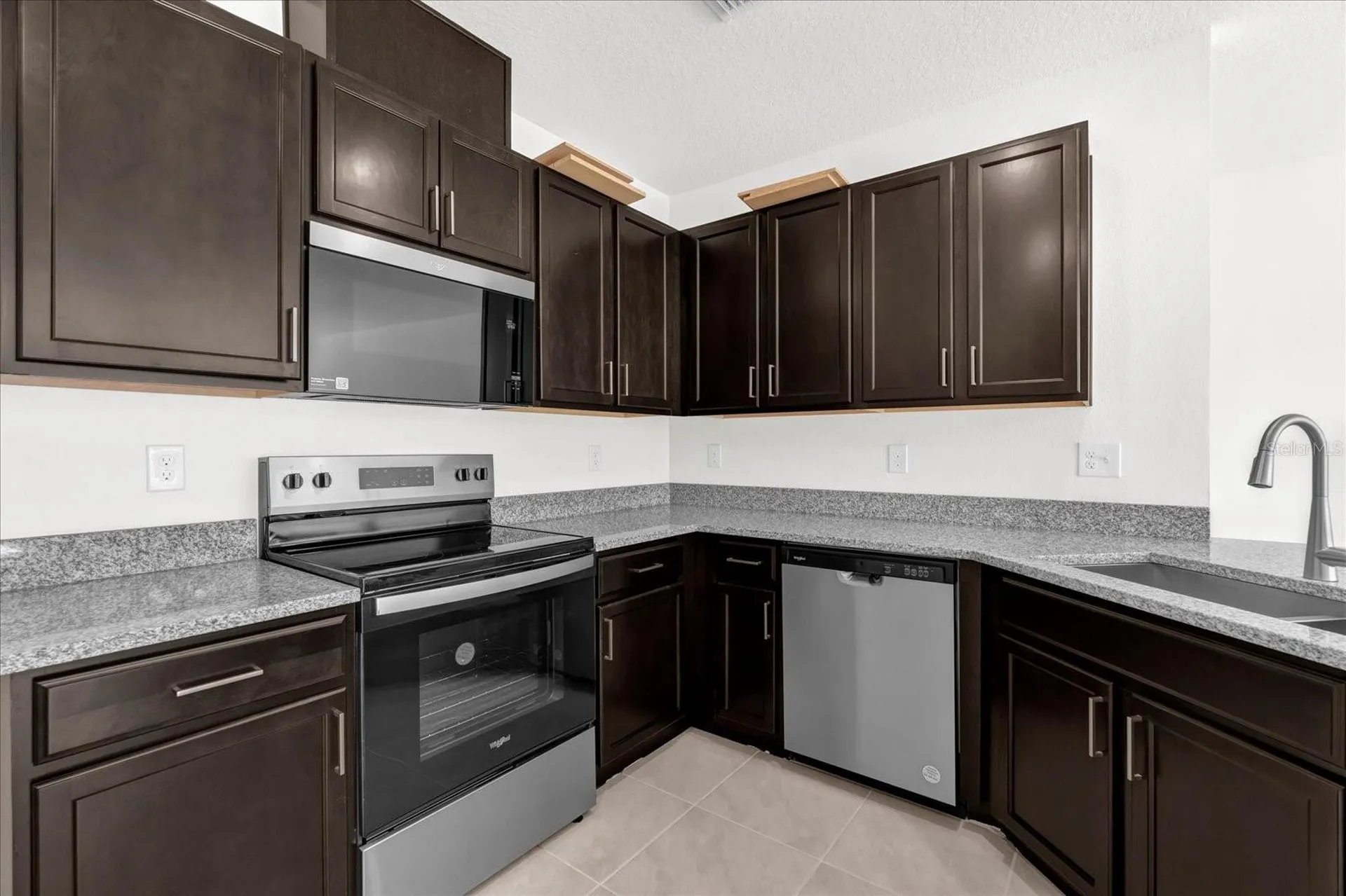 375 Sequoia Drive Lake Wales FL 33859