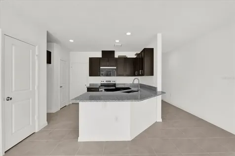 375 Sequoia Drive Lake Wales FL 33859