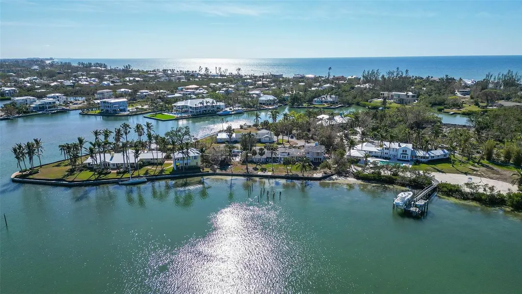 6516 Bayou Hammock Road Longboat Key FL 34228