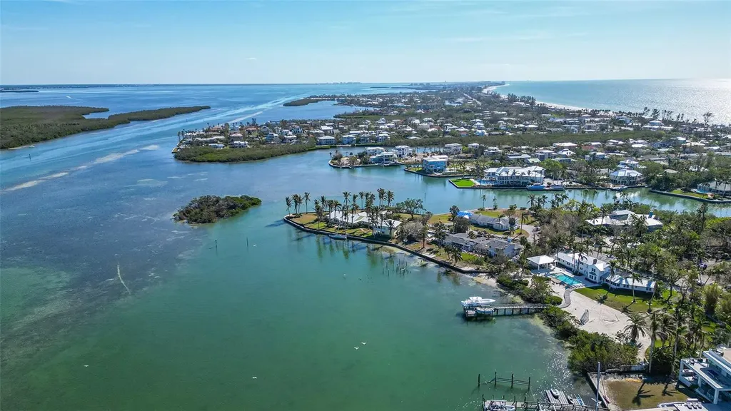 6516 Bayou Hammock Road Longboat Key FL 34228