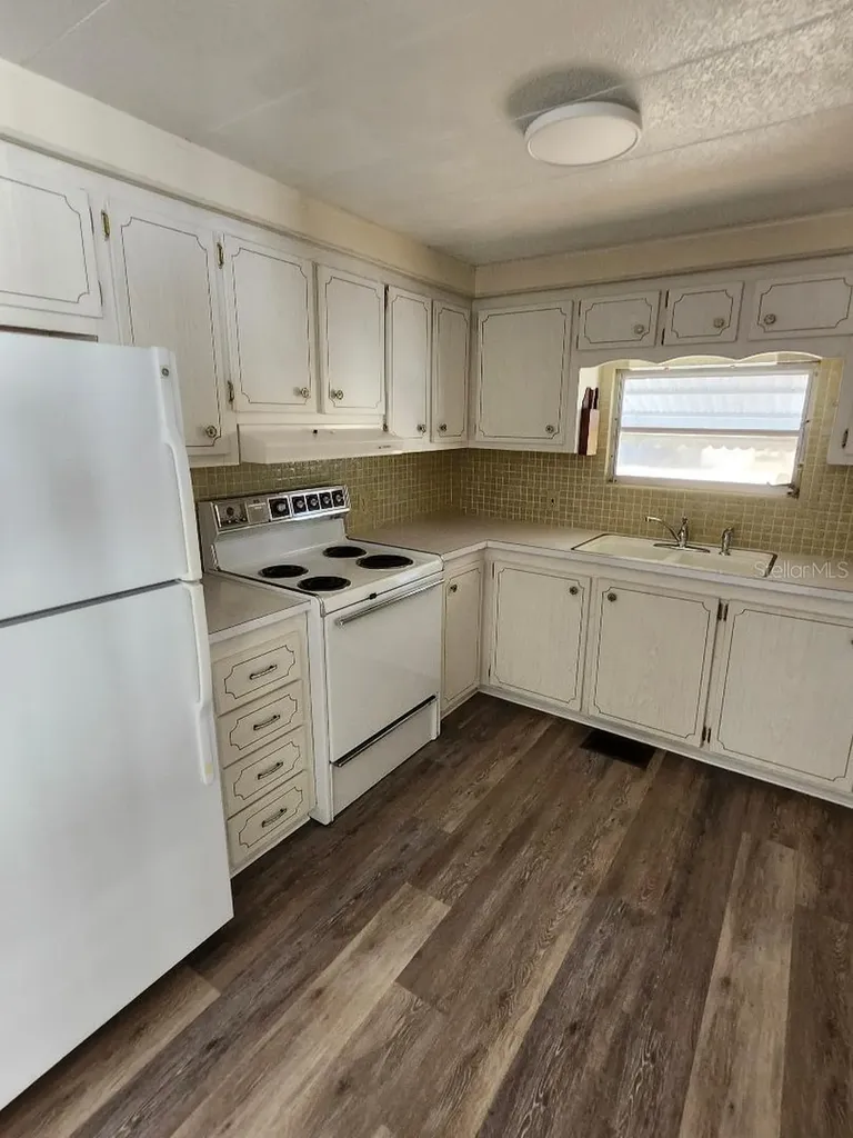 6909 E Bayou Lane Bradenton FL 34207