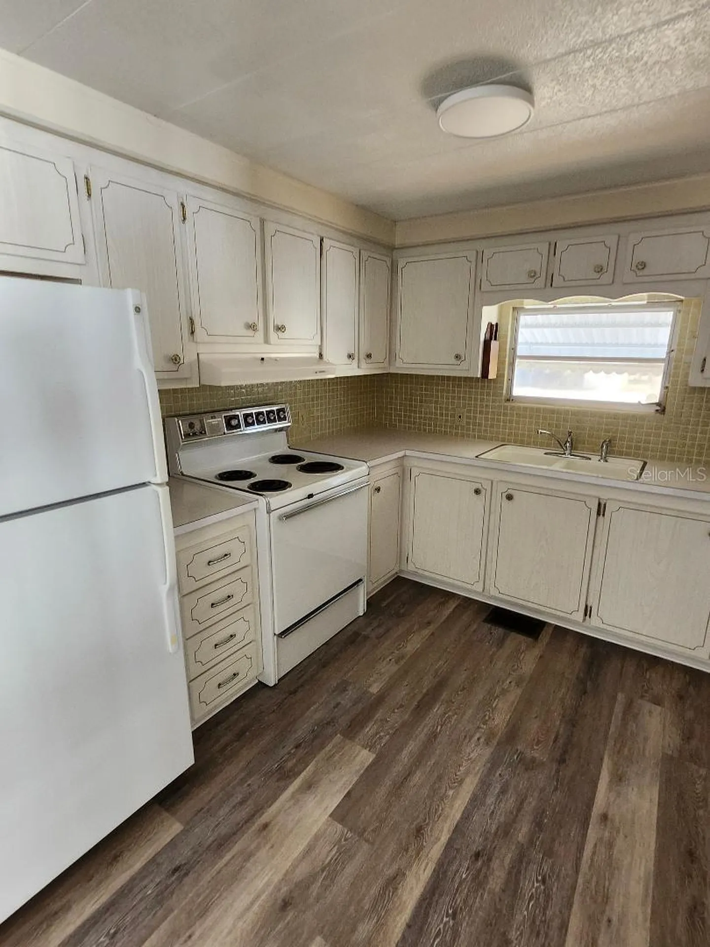 6909 E Bayou Lane Bradenton FL 34207