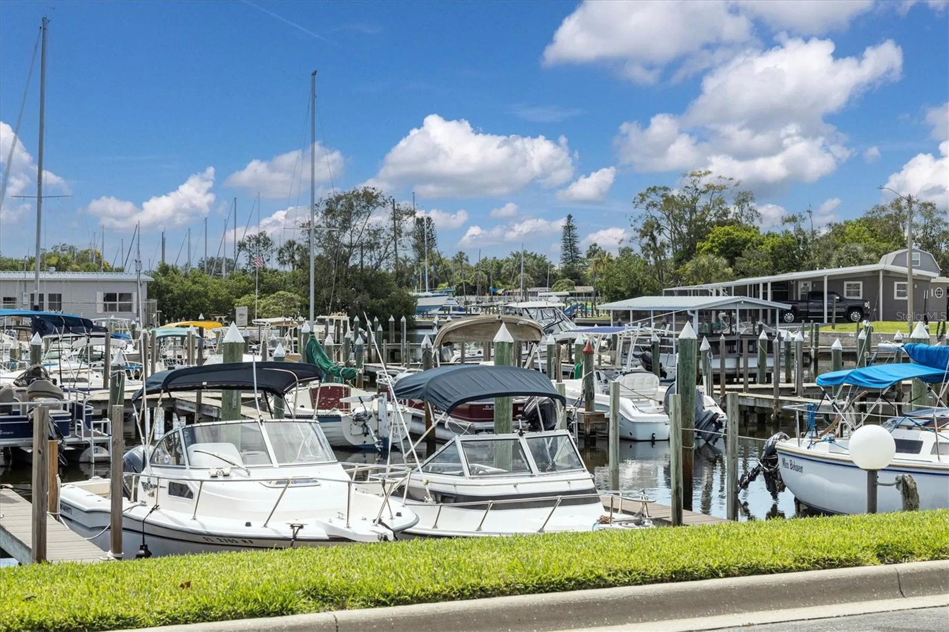6909 E Bayou Lane Bradenton FL 34207