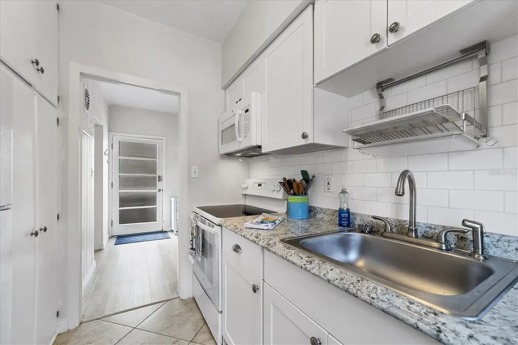 1901 Hyde Park Street Sarasota FL 34239