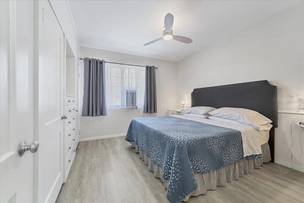 1901 Hyde Park Street Sarasota FL 34239