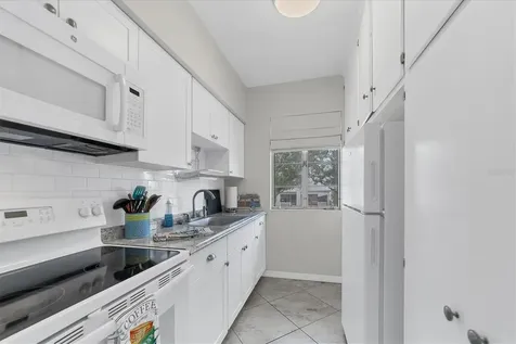 1901 Hyde Park Street Sarasota FL 34239