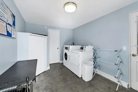 1901 Hyde Park Street Sarasota FL 34239
