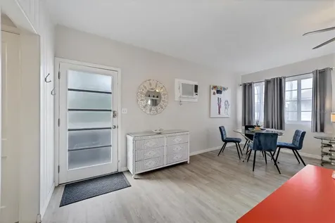 1901 Hyde Park Street Sarasota FL 34239