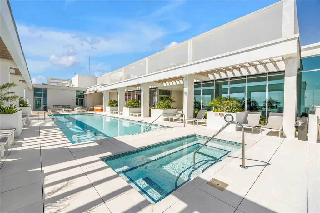 777 3rd Avenue N St Petersburg FL 33701