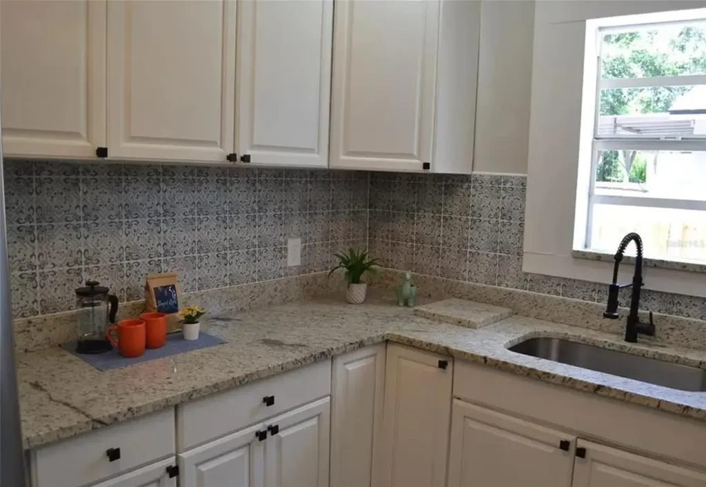 8010 N 11th Street Tampa FL 33604
