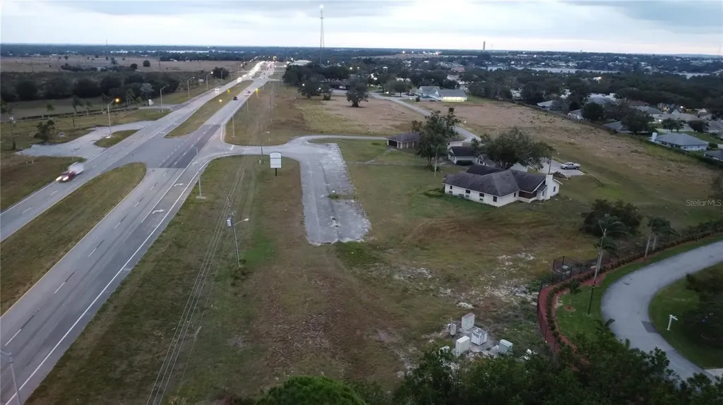 1346 Us 27 Highway N Lake Placid FL 33852