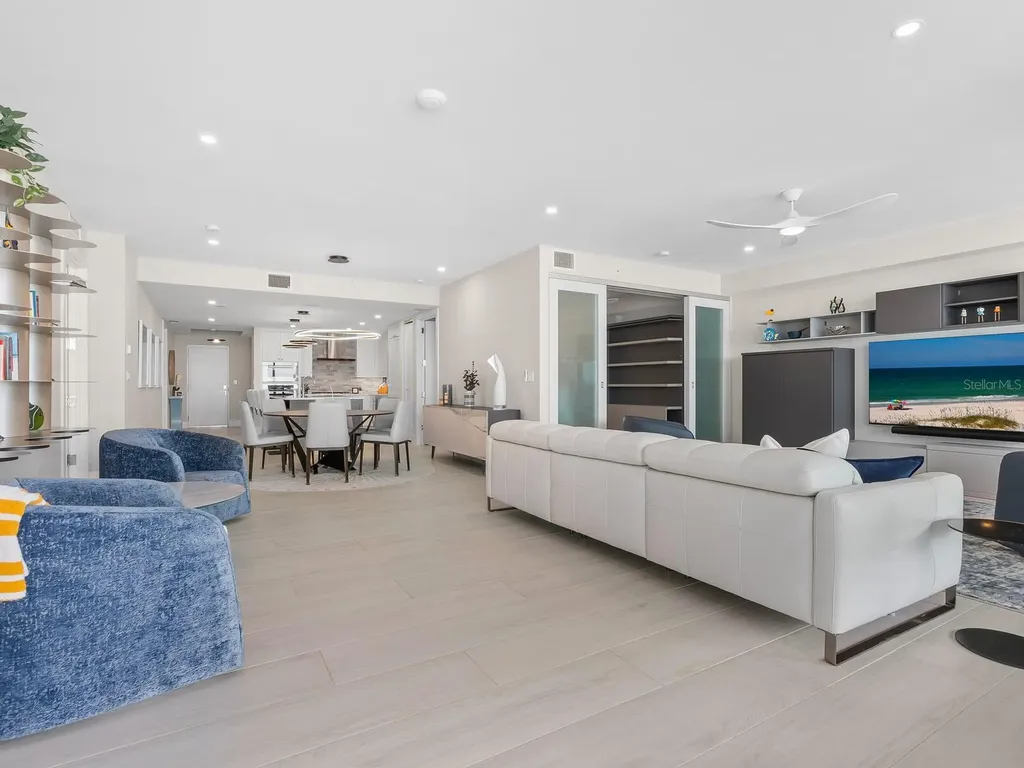 1035 Seaside Drive Sarasota FL 34242