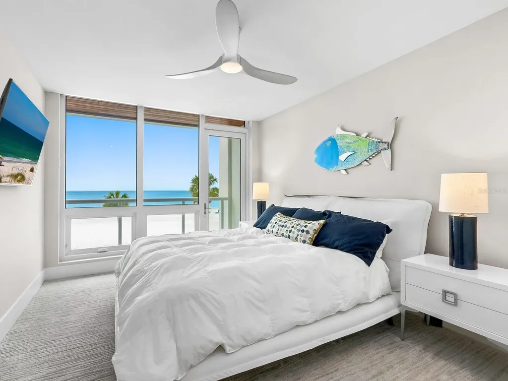 1035 Seaside Drive Sarasota FL 34242