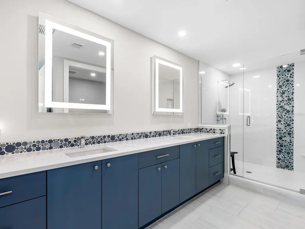 1035 Seaside Drive Sarasota FL 34242