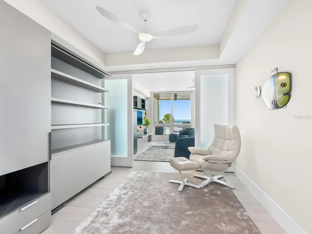 1035 Seaside Drive Sarasota FL 34242