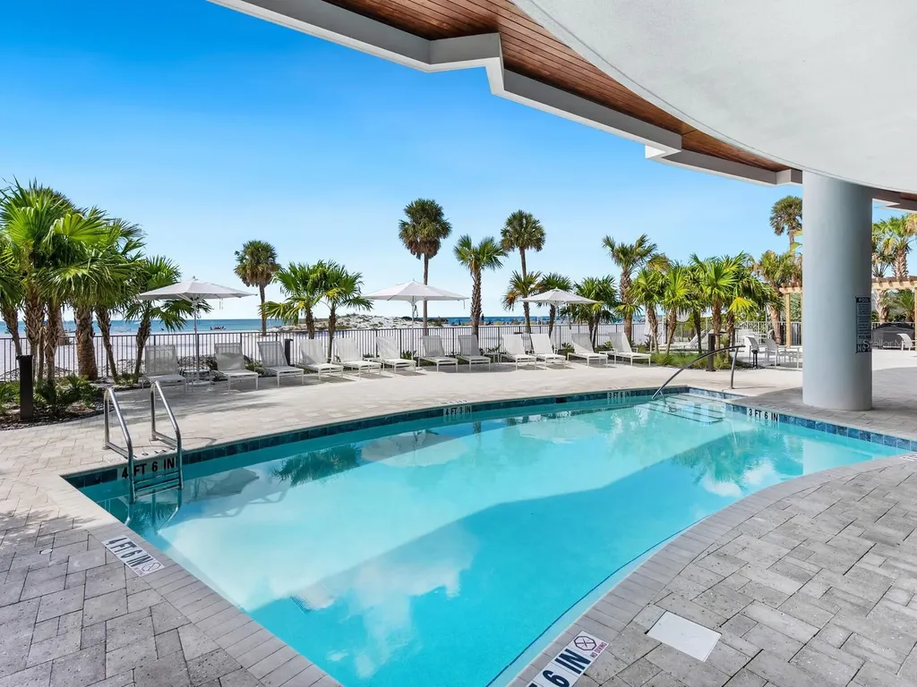 1035 Seaside Drive Sarasota FL 34242