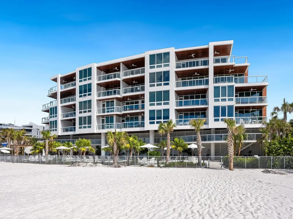 1035 Seaside Drive Sarasota FL 34242