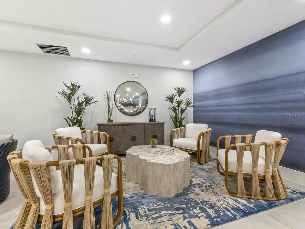 1035 Seaside Drive Sarasota FL 34242