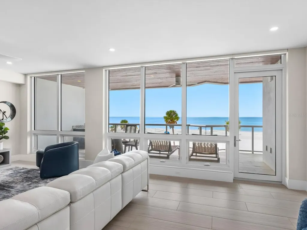 1035 Seaside Drive Sarasota FL 34242