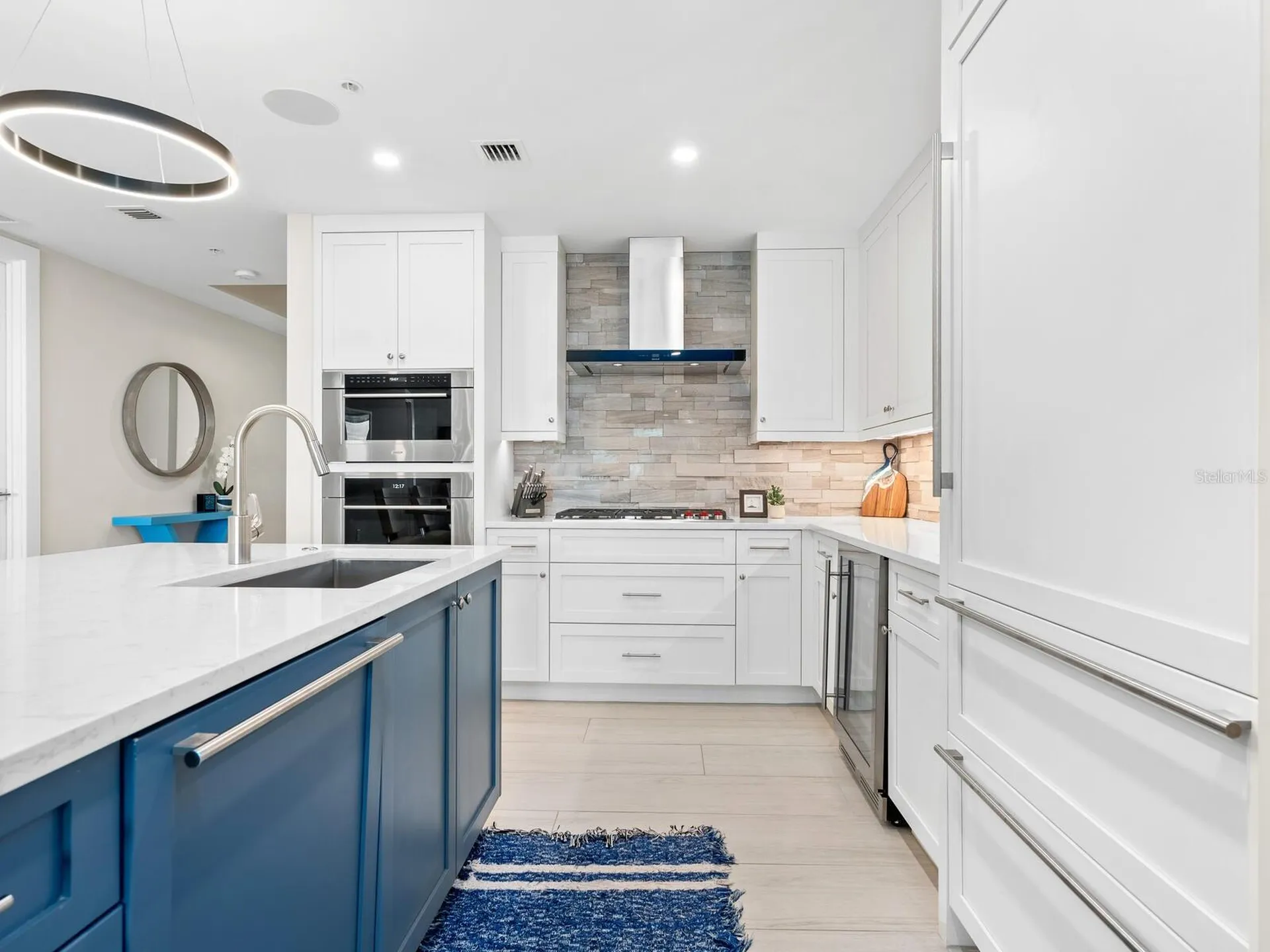 1035 Seaside Drive Sarasota FL 34242