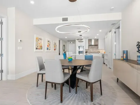 1035 Seaside Drive Sarasota FL 34242