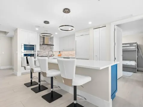 1035 Seaside Drive Sarasota FL 34242