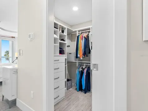 1035 Seaside Drive Sarasota FL 34242