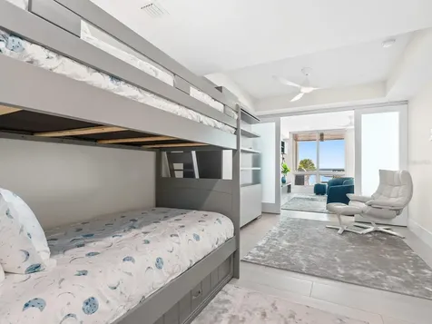 1035 Seaside Drive Sarasota FL 34242