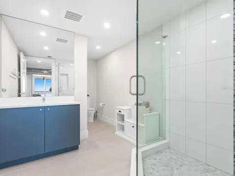 1035 Seaside Drive Sarasota FL 34242
