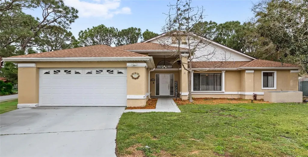 100 Honeywood Court Kissimmee FL 34743