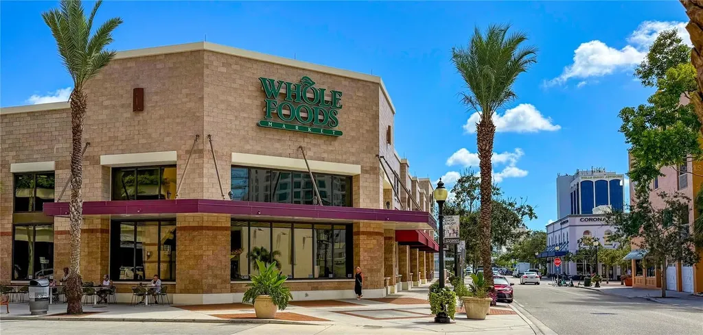 1305 4th Street Sarasota FL 34236