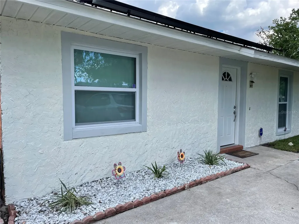 5977 Wallace Drive Orlando FL 32807