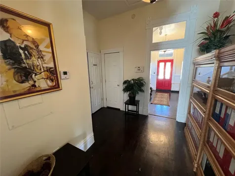 313 E Oak Avenue Tampa FL 33602