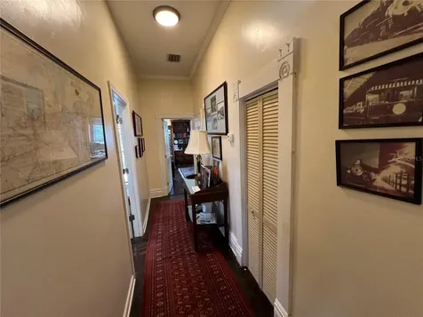 313 E Oak Avenue Tampa FL 33602