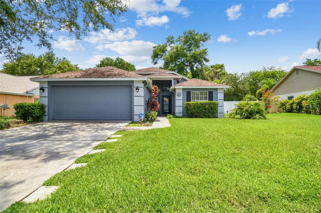 3018 Sprawling Oaks Place Valrico FL 33596