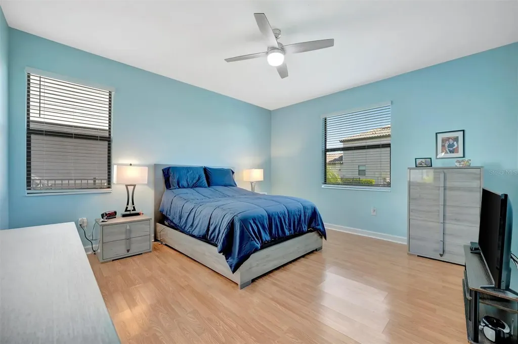 5317 Coral Reef Way Bradenton FL 34211