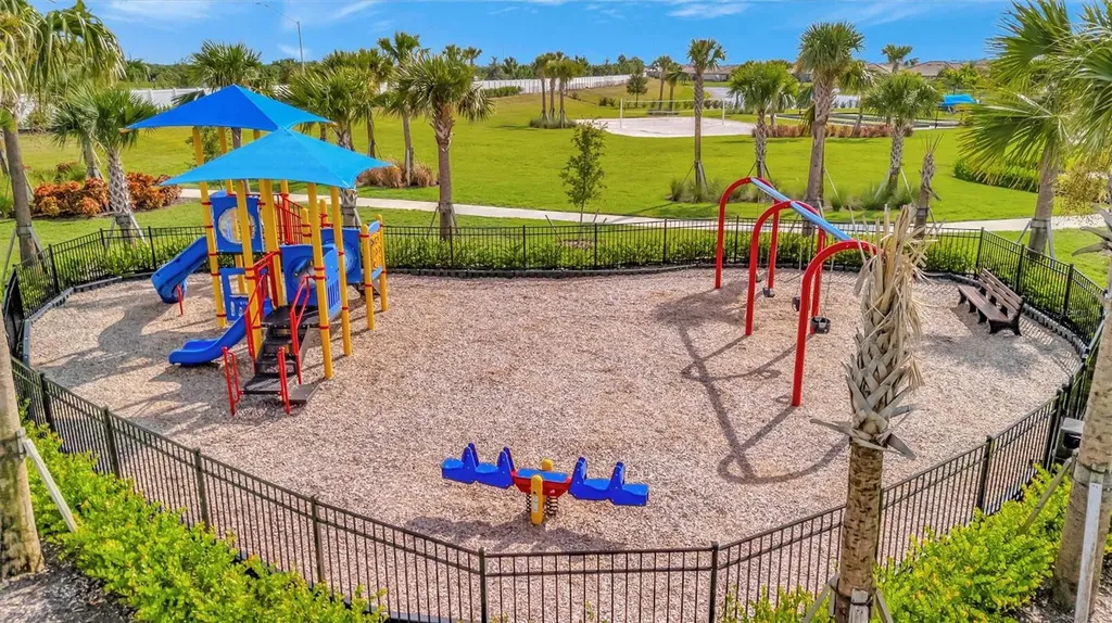 5317 Coral Reef Way Bradenton FL 34211