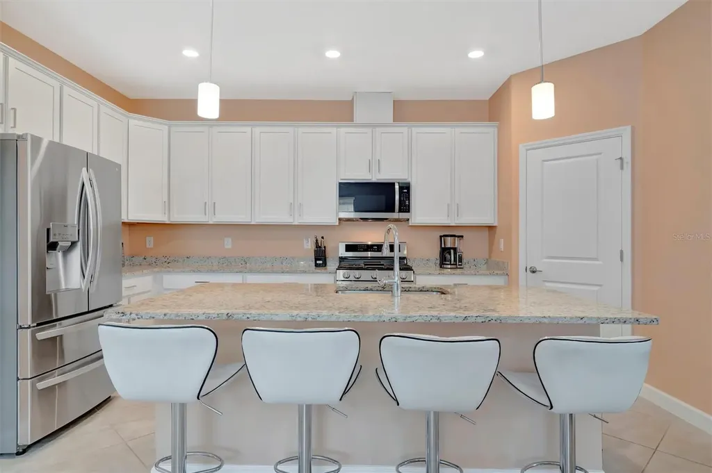 5317 Coral Reef Way Bradenton FL 34211