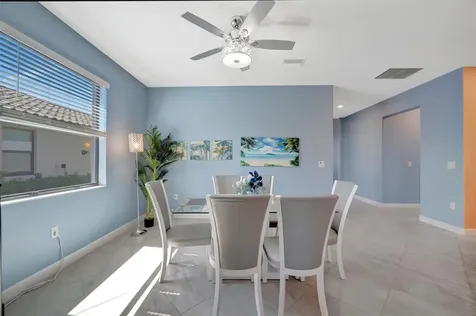 5317 Coral Reef Way Bradenton FL 34211