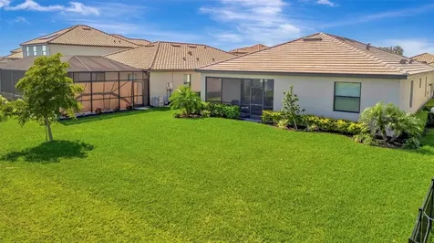 5317 Coral Reef Way Bradenton FL 34211