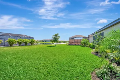 5317 Coral Reef Way Bradenton FL 34211