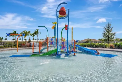 5317 Coral Reef Way Bradenton FL 34211