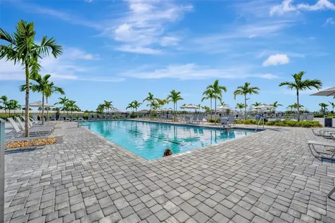5317 Coral Reef Way Bradenton FL 34211
