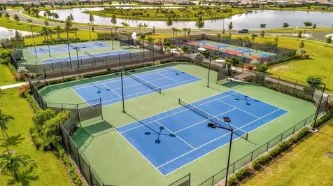 5317 Coral Reef Way Bradenton FL 34211